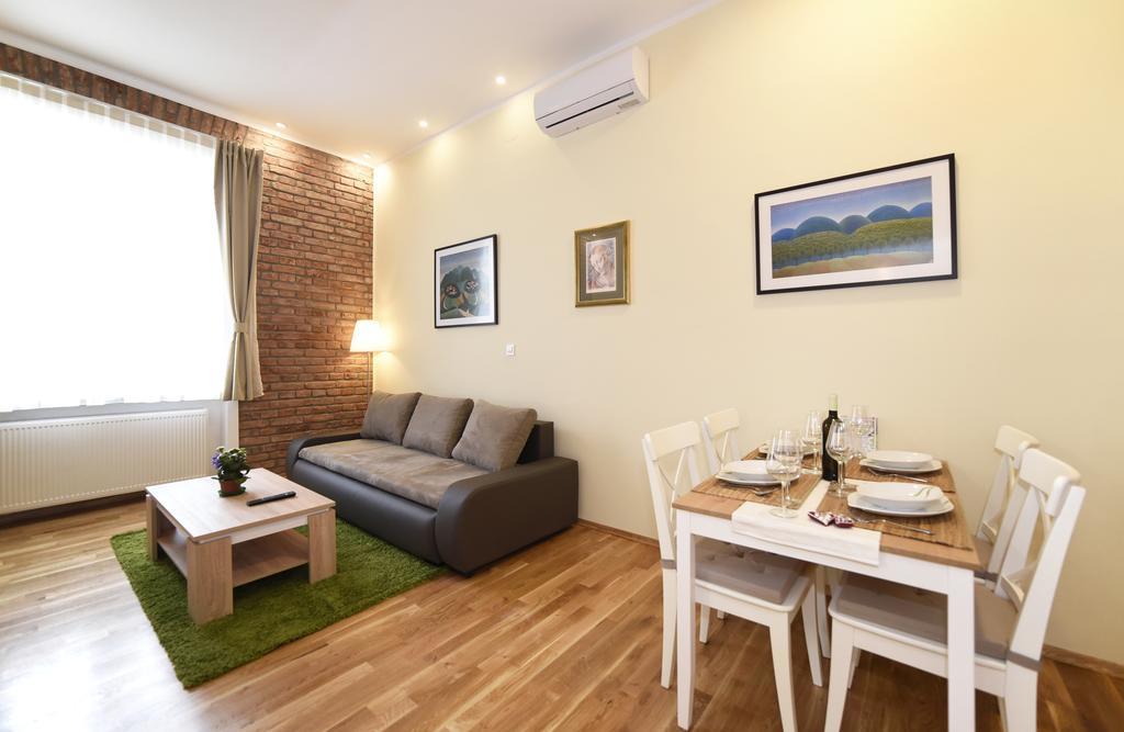 3 Hearts Apartment *